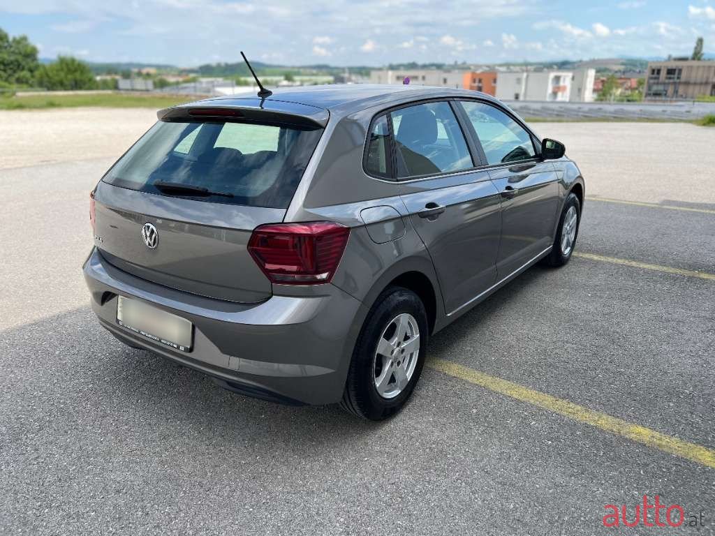 2019' Volkswagen Polo photo #5