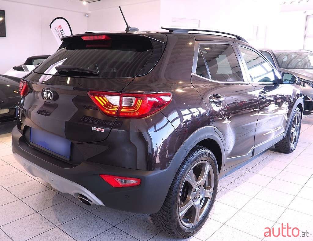2018' Kia Stonic photo #6