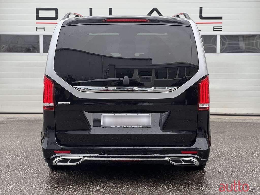 2017' Mercedes-Benz V-Klasse photo #6