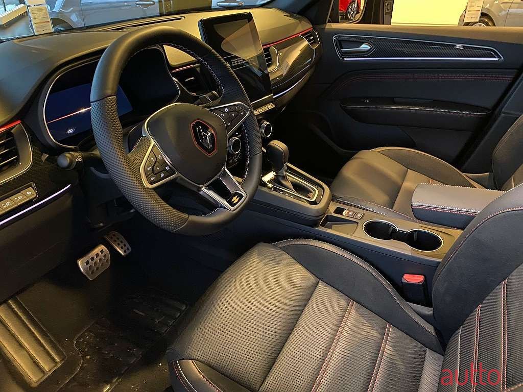 2023' Renault Arkana photo #3