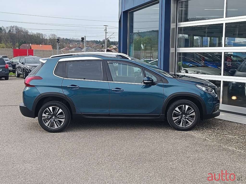 2017' Peugeot 2008 photo #6