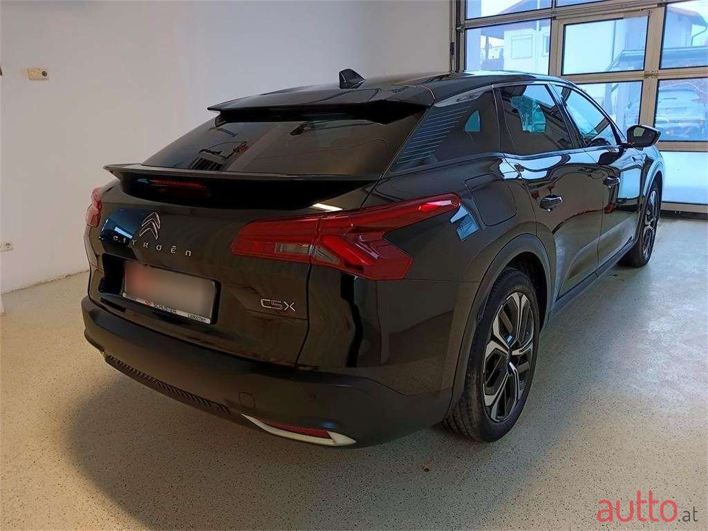 2022' Citroen C5 X photo #5