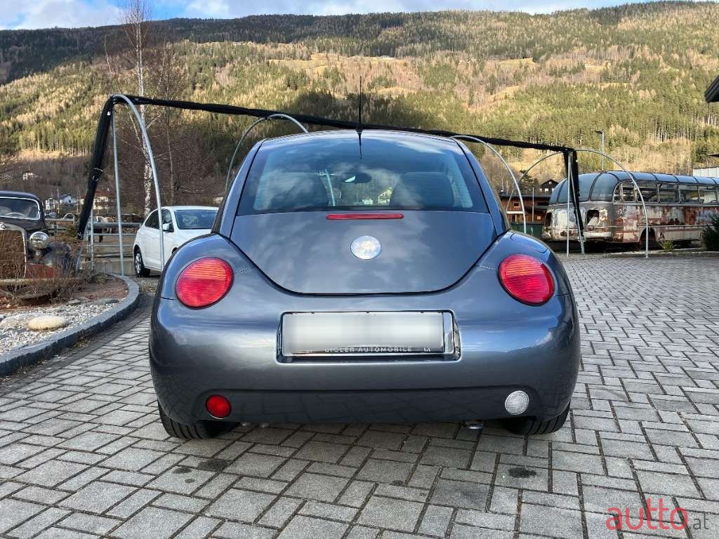 2004' Volkswagen Beetle photo #4