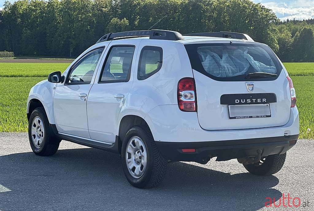 2014' Dacia Duster photo #3
