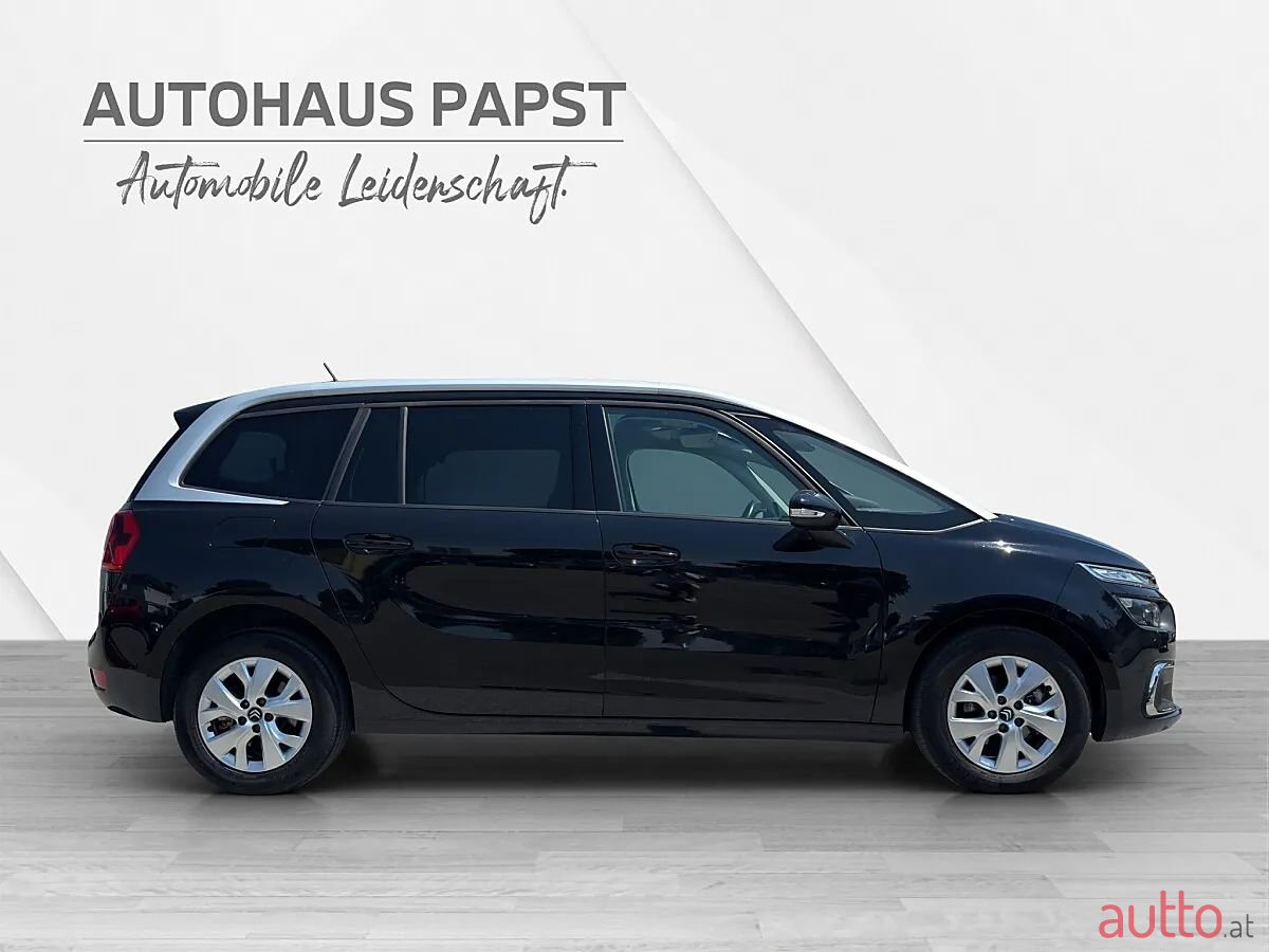 2020' Citroen Grand C4 SpaceTourer photo #6
