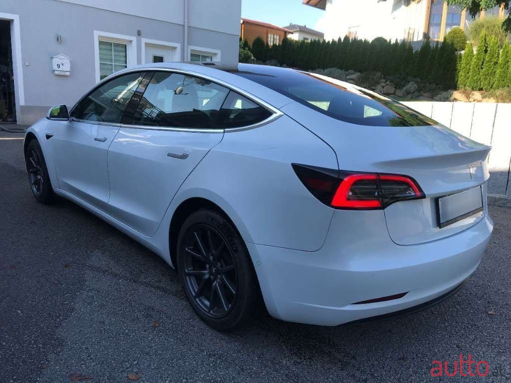 2020' Tesla Model 3 photo #2