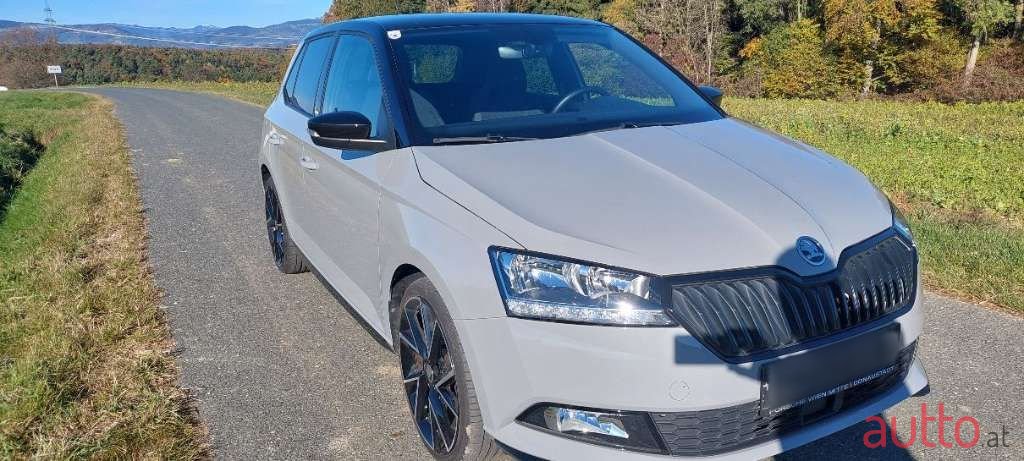 2020' Skoda Fabia photo #2