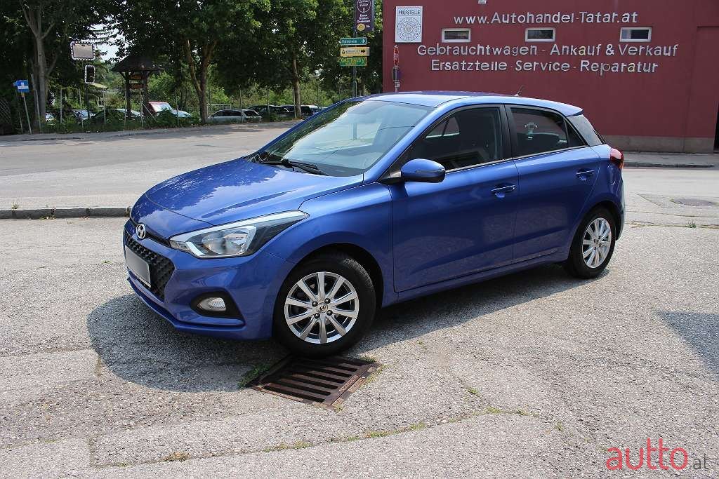 2009' Hyundai i20 photo #1