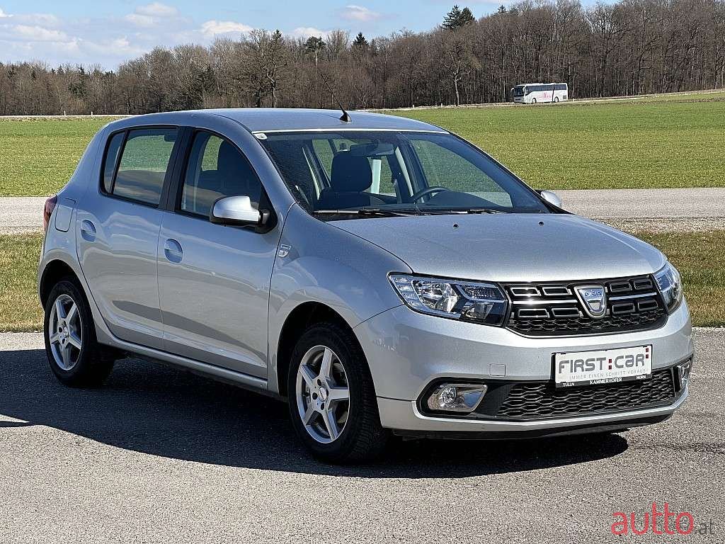 2020' Dacia Sandero photo #3