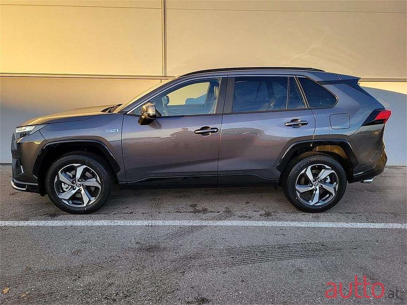 2022' Toyota RAV4 photo #4