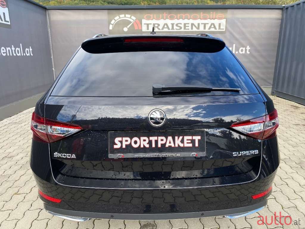 2017' Skoda Superb photo #5