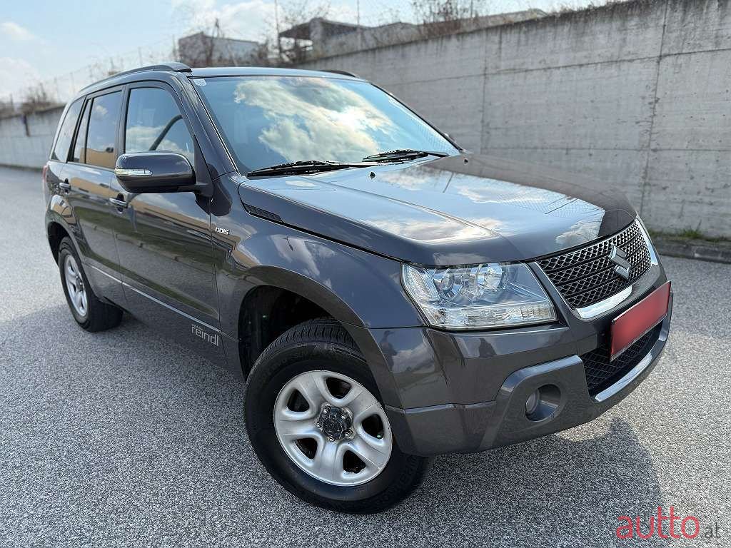 2009' Suzuki Vitara photo #3