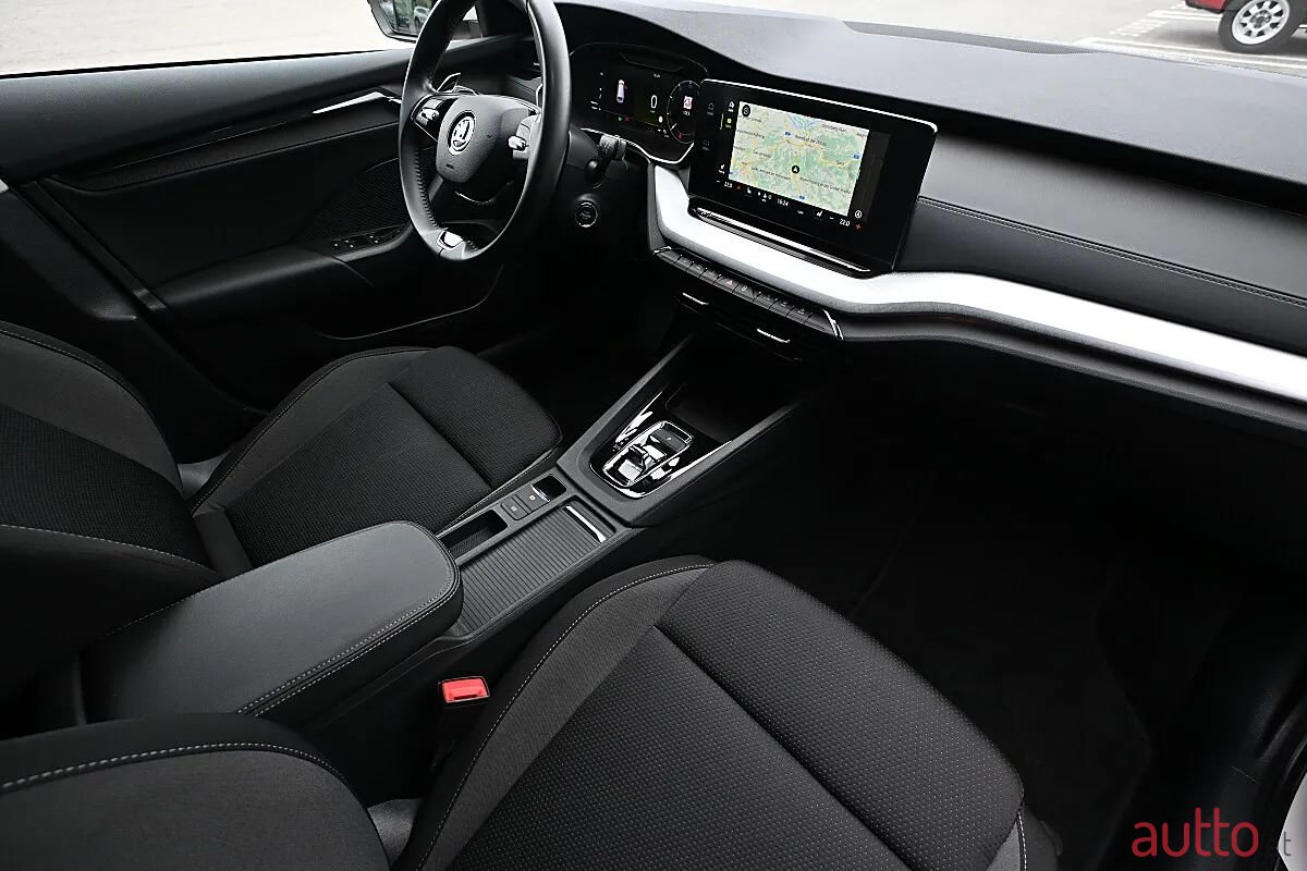 2023' Skoda Octavia photo #4