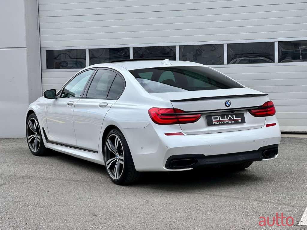 2016' BMW 7Er-Reihe photo #3
