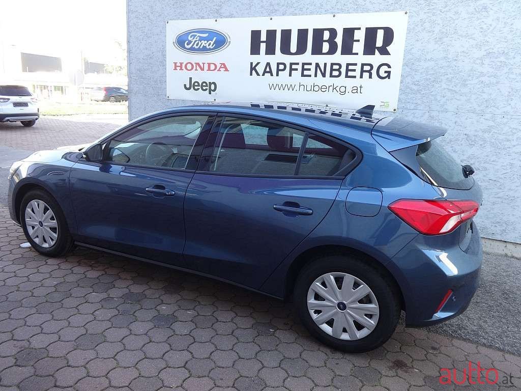 2021' Ford Focus photo #3