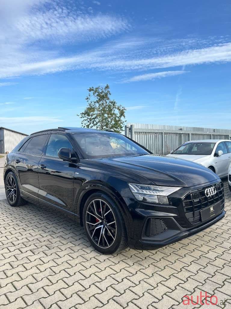 2018' Audi Q8 photo #3