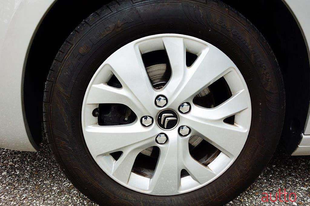 2019' Citroen Grand C4 SpaceTourer photo #6