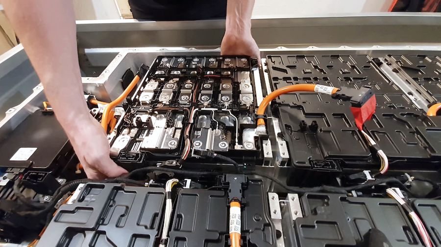 Study Finds Just 2.5% Of EVs Had Their Battery Replaced