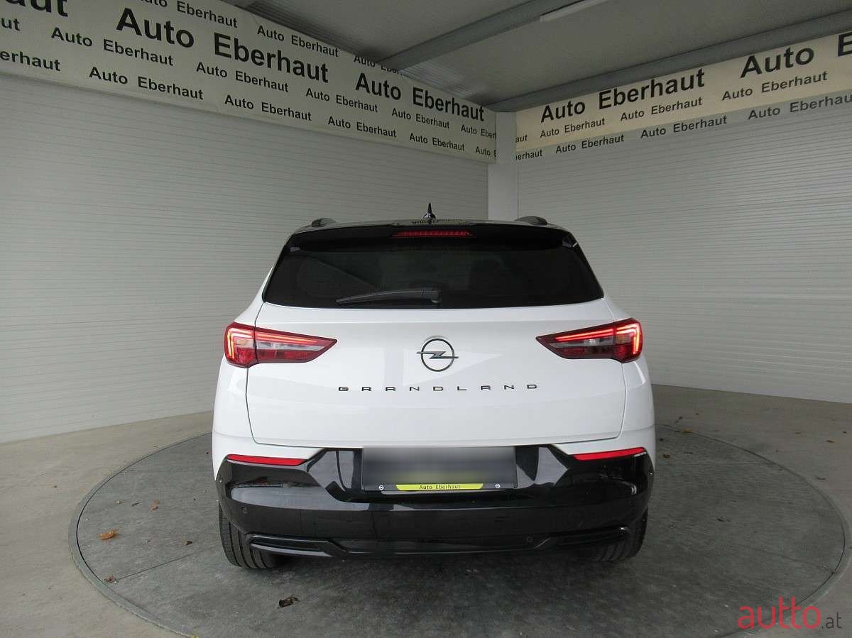 2022' Opel Grandland photo #4