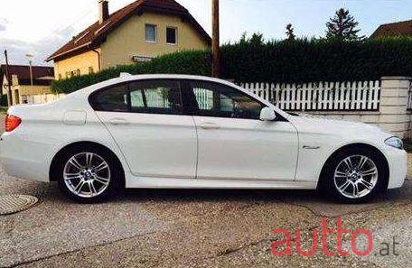 2011' BMW 5Er-Reihe photo #5