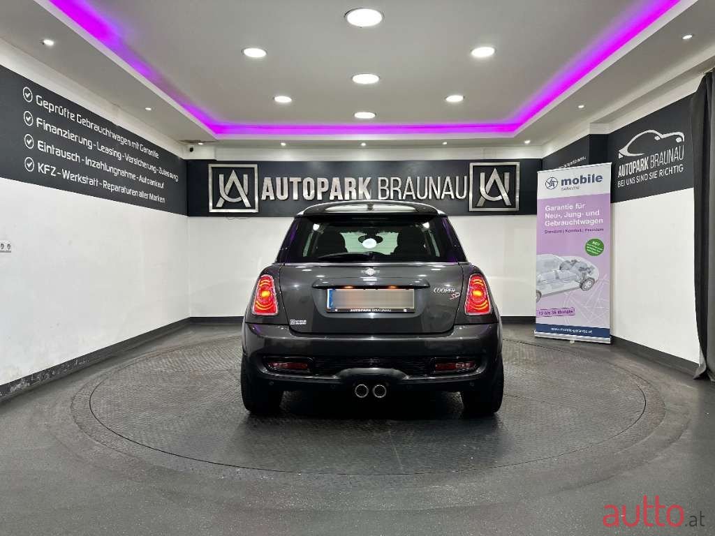 2012' MINI Cooper photo #5