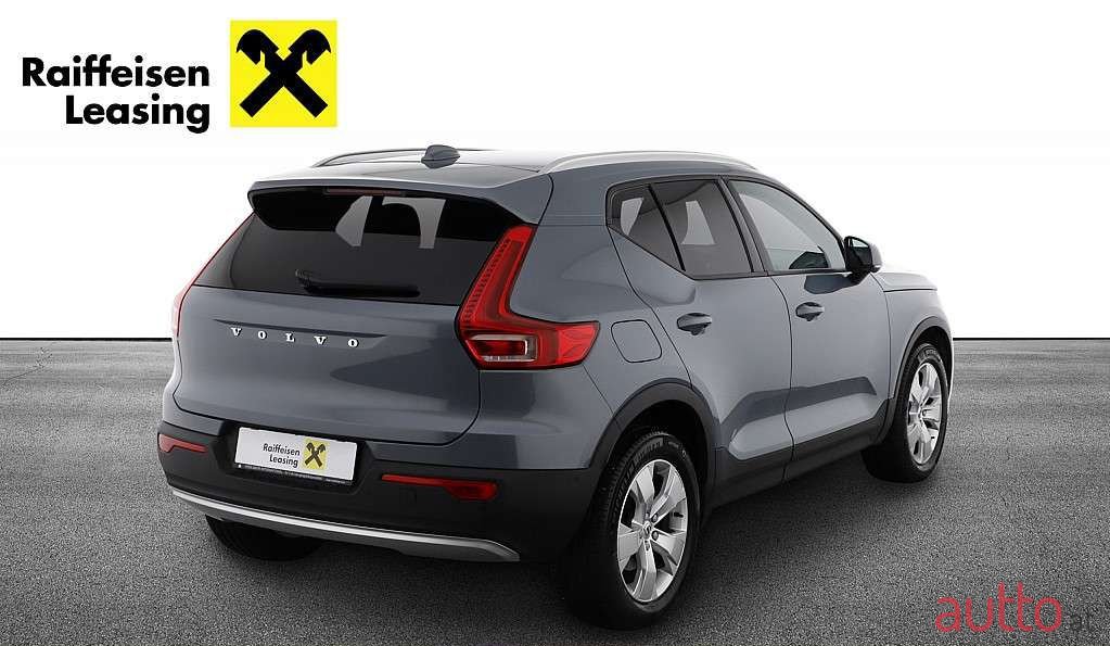 2019' Volvo Xc40 photo #2