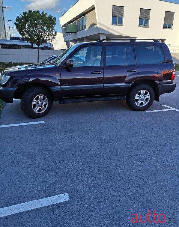 2003' Toyota Land+Cruiser photo #1