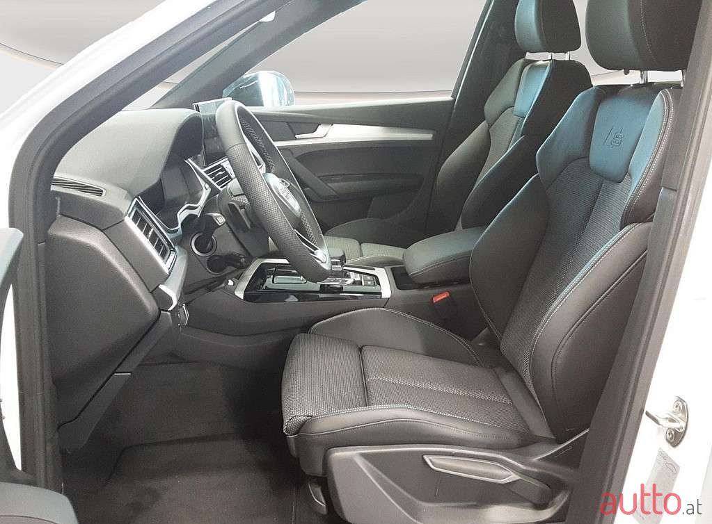 2023' Audi Q5 photo #6