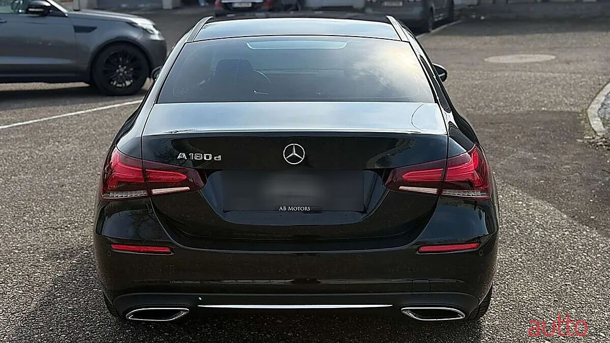 2020' Mercedes-Benz A-Klasse photo #5