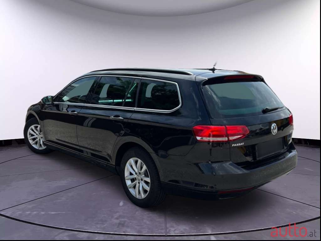 2017' Volkswagen Passat photo #5