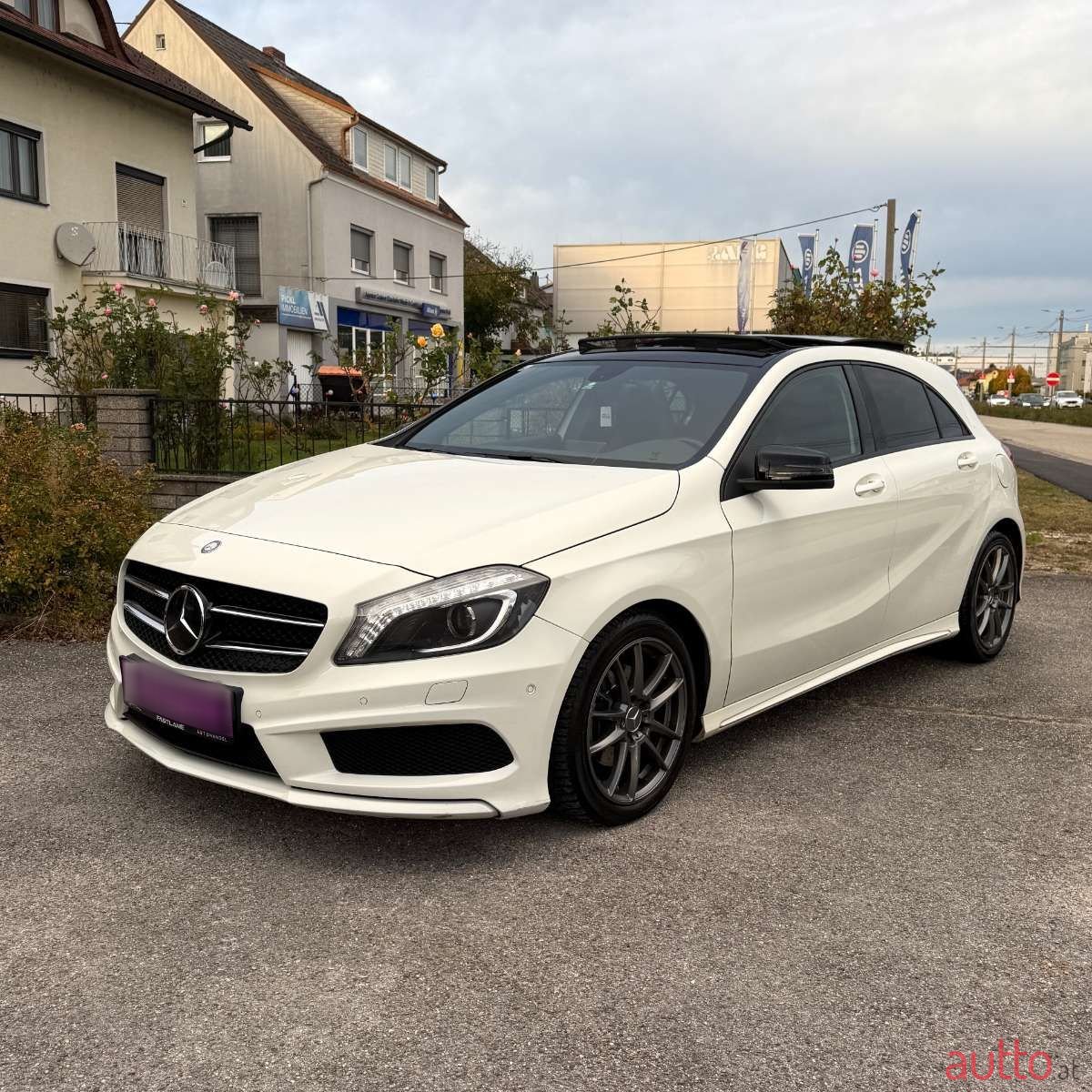 2013' Mercedes-Benz A-Klasse photo #1