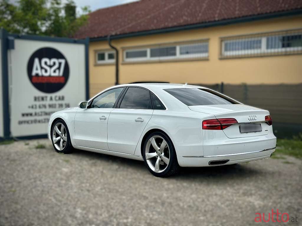 2014' Audi A8 photo #3