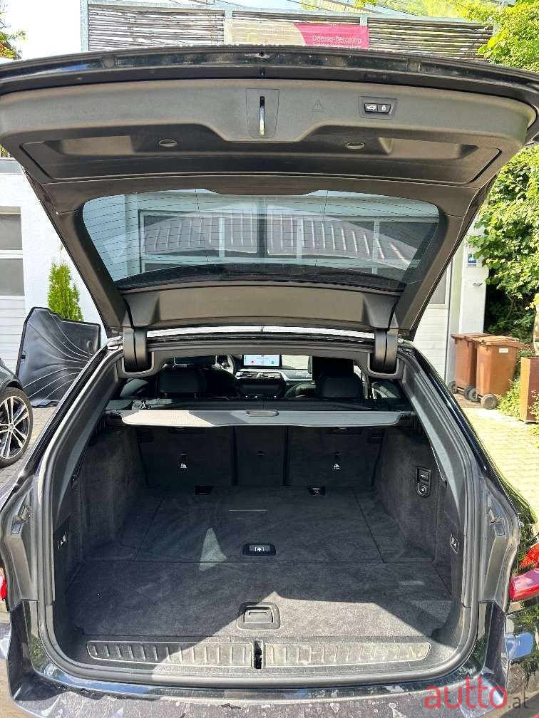 2022' BMW 5Er-Reihe photo #2