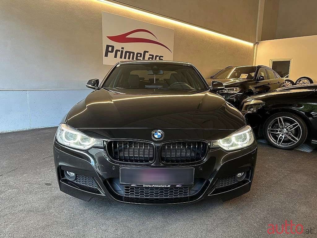 2012' BMW 3Er-Reihe photo #3