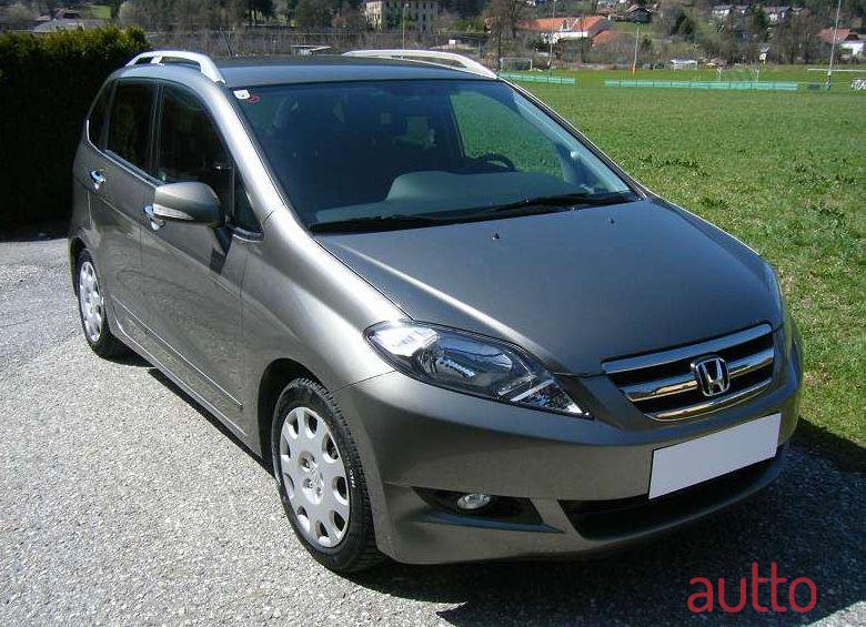 2008' Honda FR-V photo #1