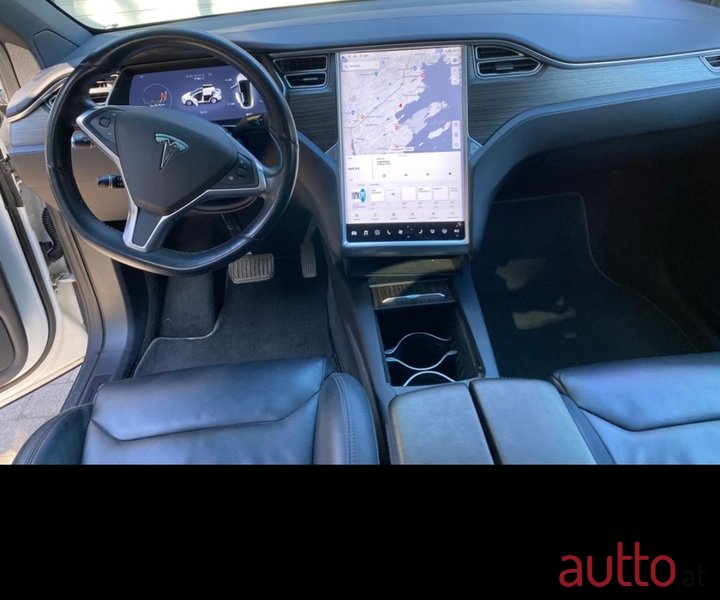 2017' Tesla Model X photo #6