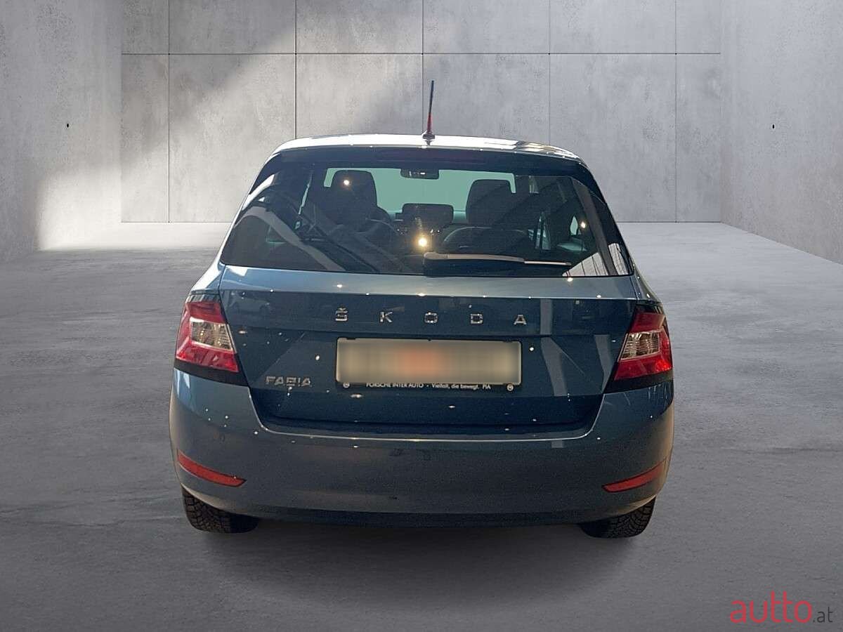 2021' Skoda Fabia photo #4