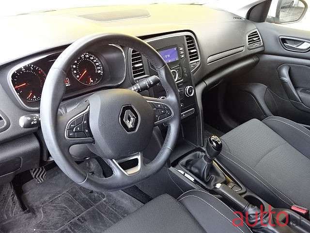 2021' Renault Megane photo #4