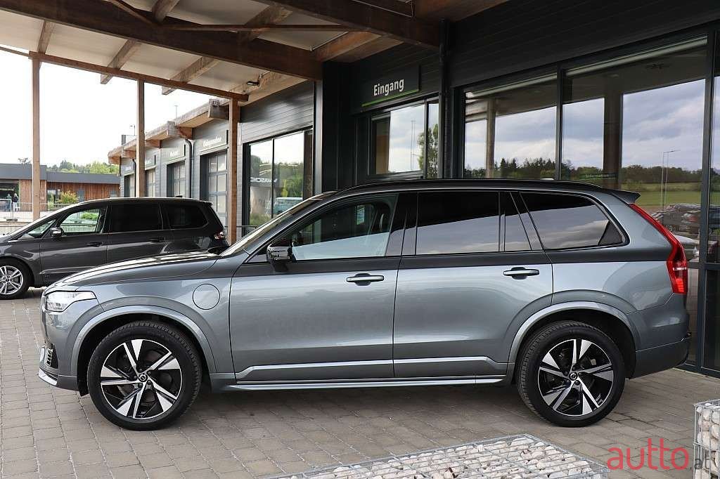 2020' Volvo XC90 photo #2