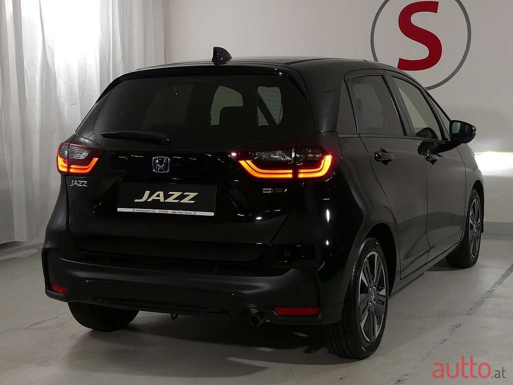 2023' Honda Jazz photo #2