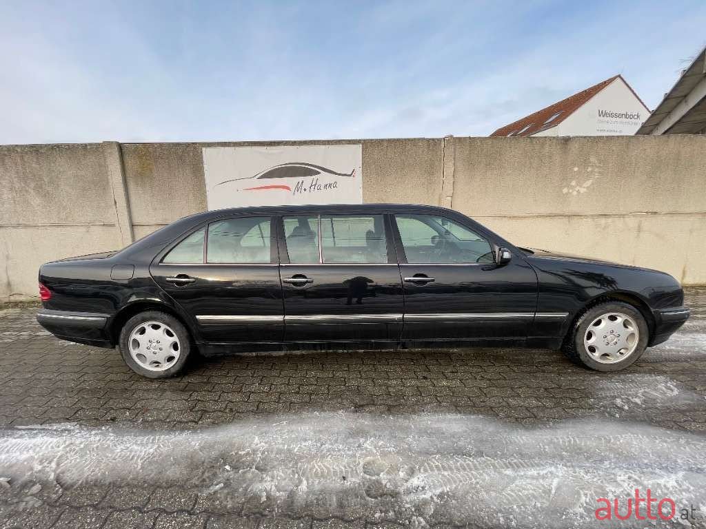 2001' Mercedes-Benz E-Klasse photo #1
