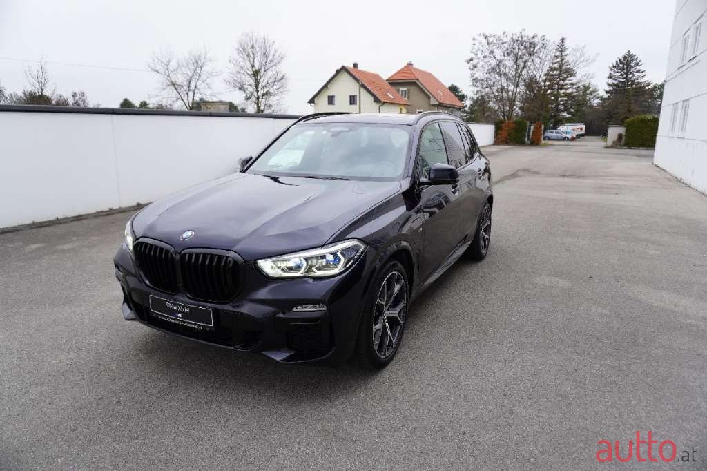2021' BMW X5 photo #1