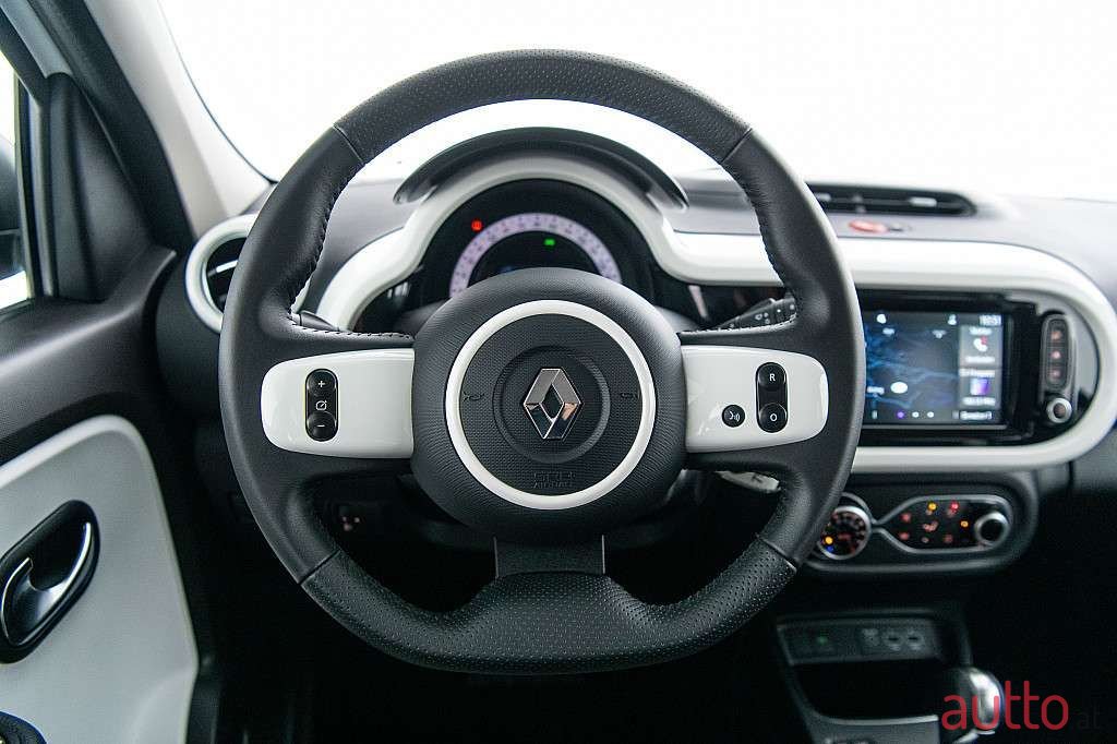2022' Renault Twingo photo #5