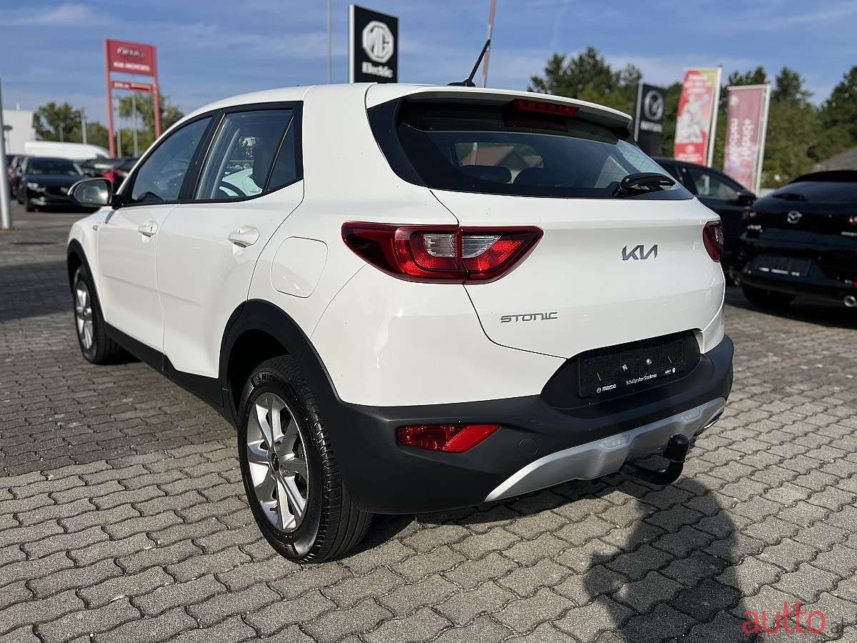 2023' Kia Stonic photo #4