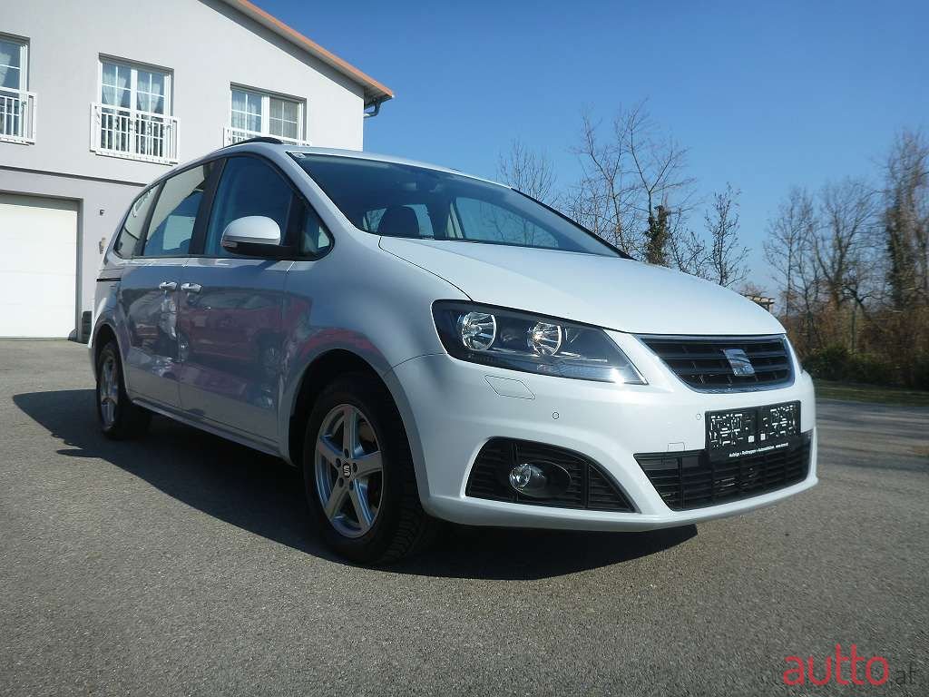 2017' SEAT Alhambra photo #3