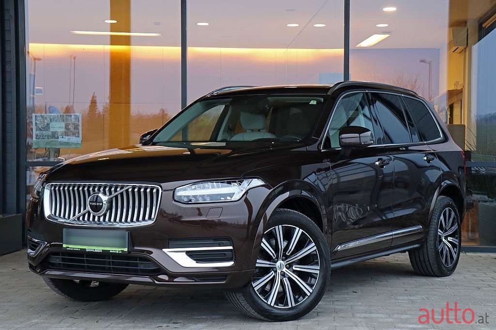 2020' Volvo XC90 photo #1