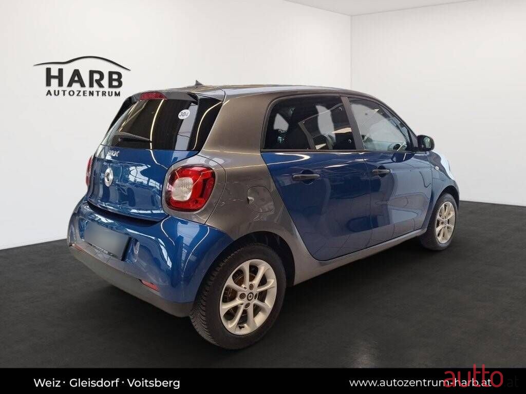 2021' Smart Forfour photo #6