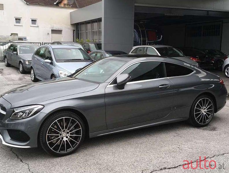 2016' Mercedes-Benz C-Klasse photo #1