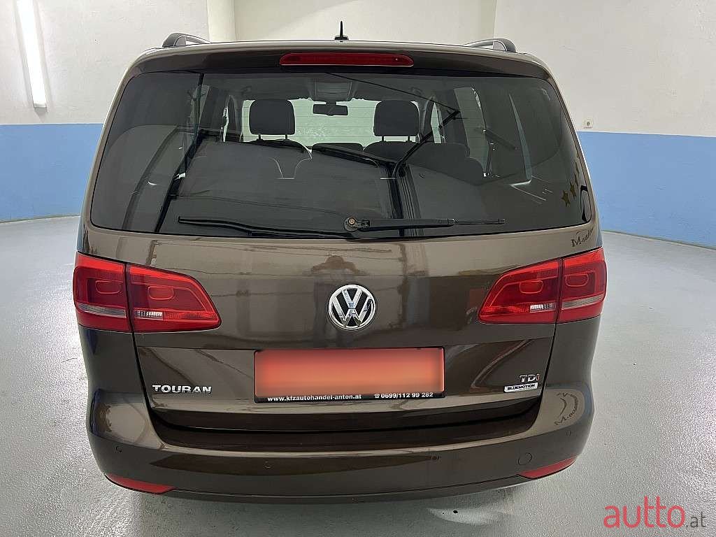 2014' Volkswagen Touran photo #4