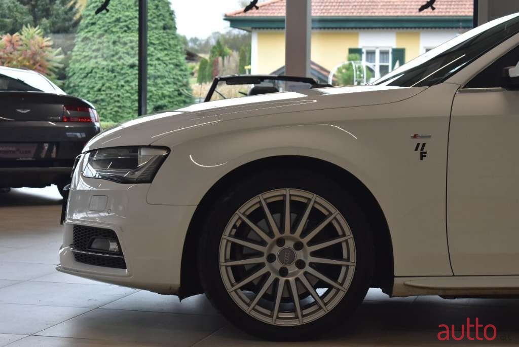 2012' Audi A4 photo #5